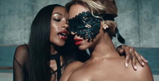 Beyonce-Yonce_32