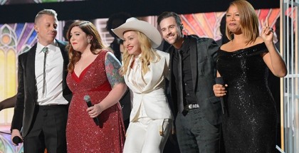 macklemore-madonna-grammy-2014-650a-e1390873309879